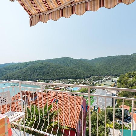 Apartments Villa Adria Rabac Exteriör bild