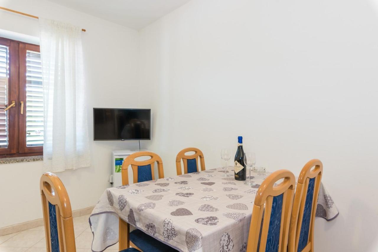 Apartments Villa Adria Rabac Rum bild