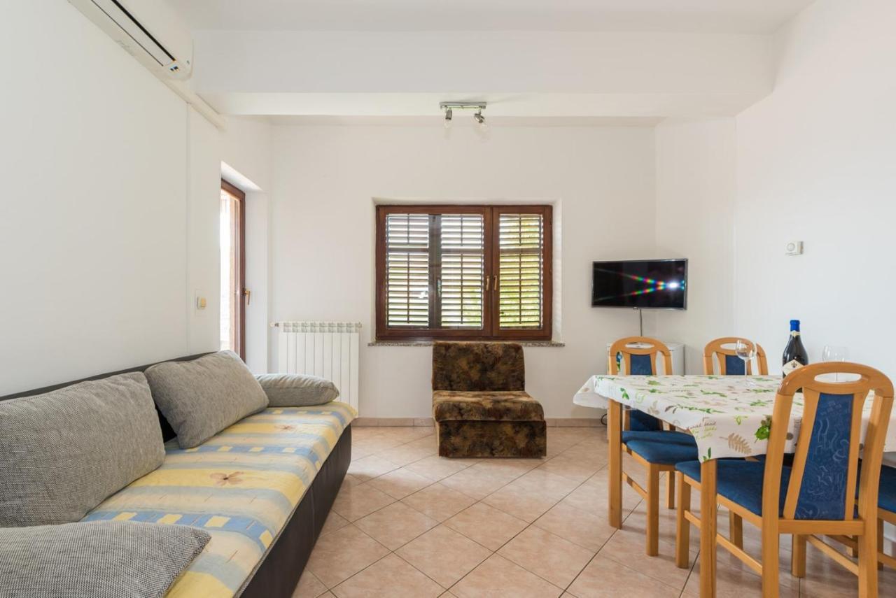 Apartments Villa Adria Rabac Rum bild