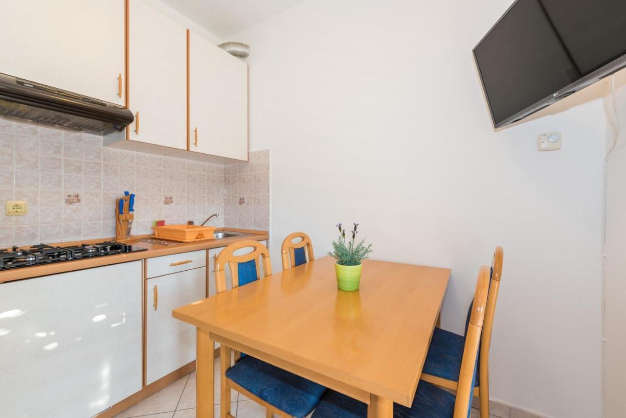 Apartments Villa Adria Rabac Rum bild