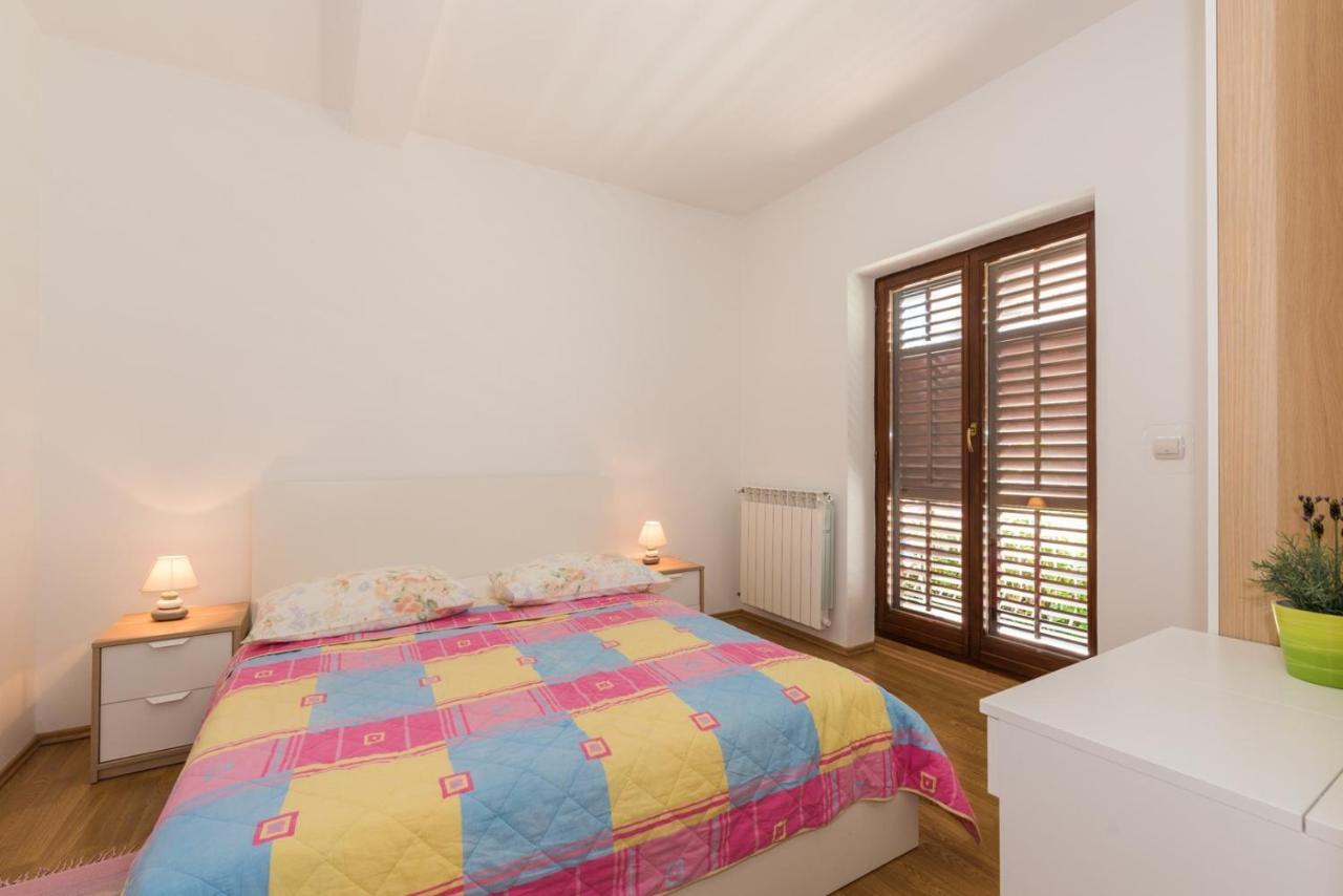 Apartments Villa Adria Rabac Rum bild